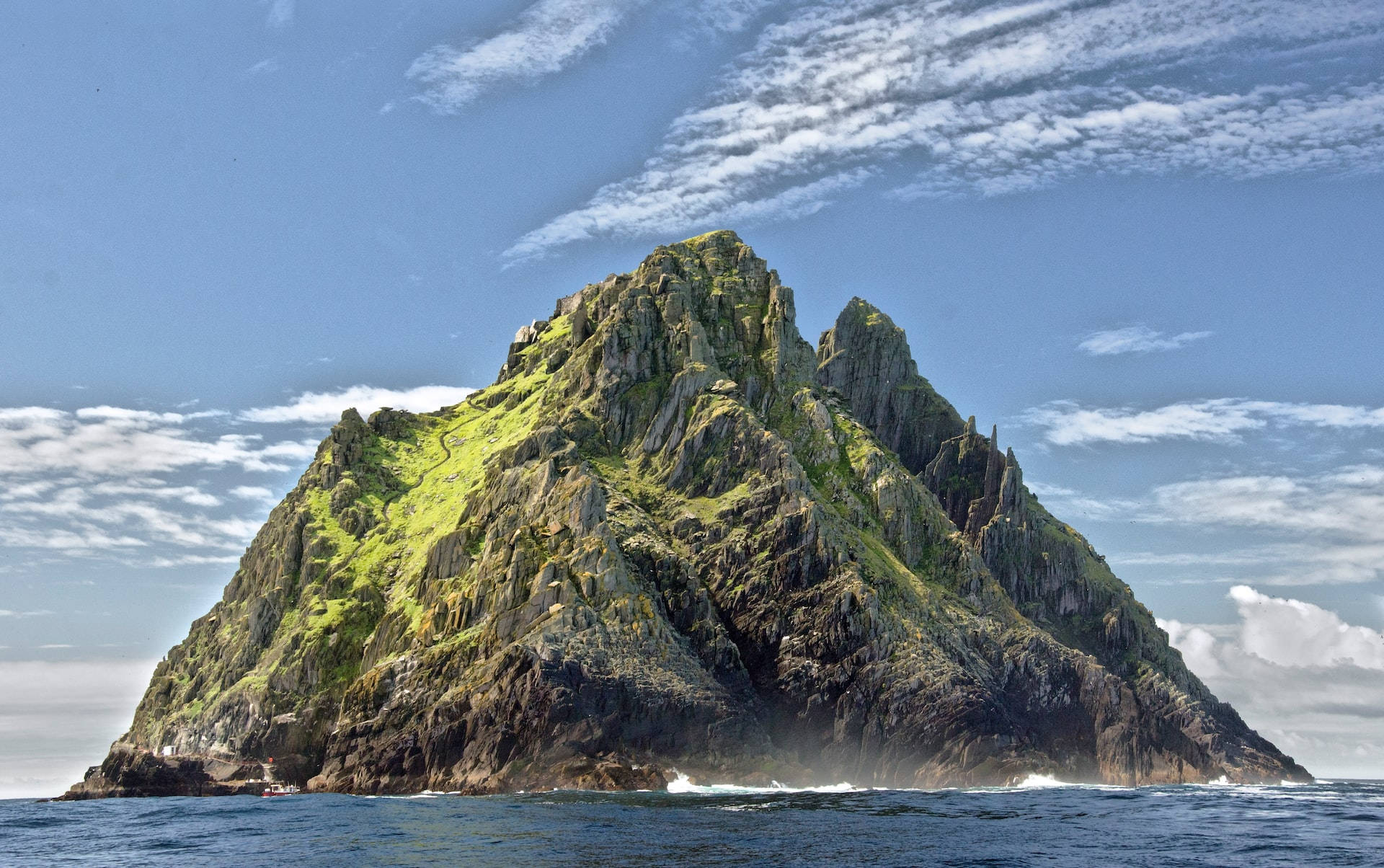 Skellig Islands Mountain Macbook Background