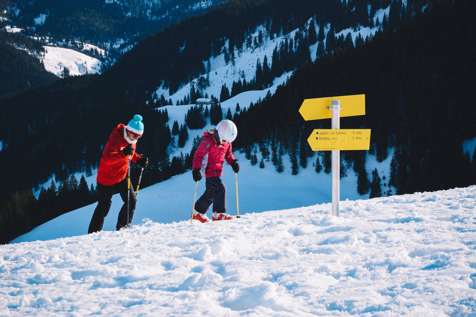 Skiing Mountain Sign