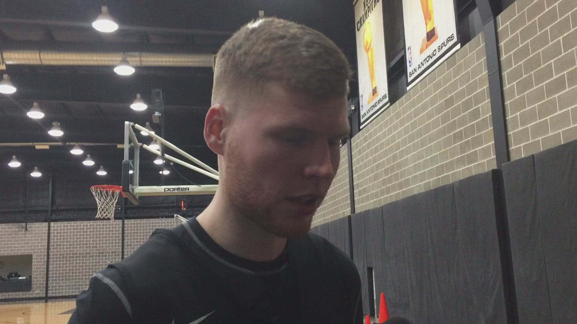Skip Dribble Davis Bertans Background