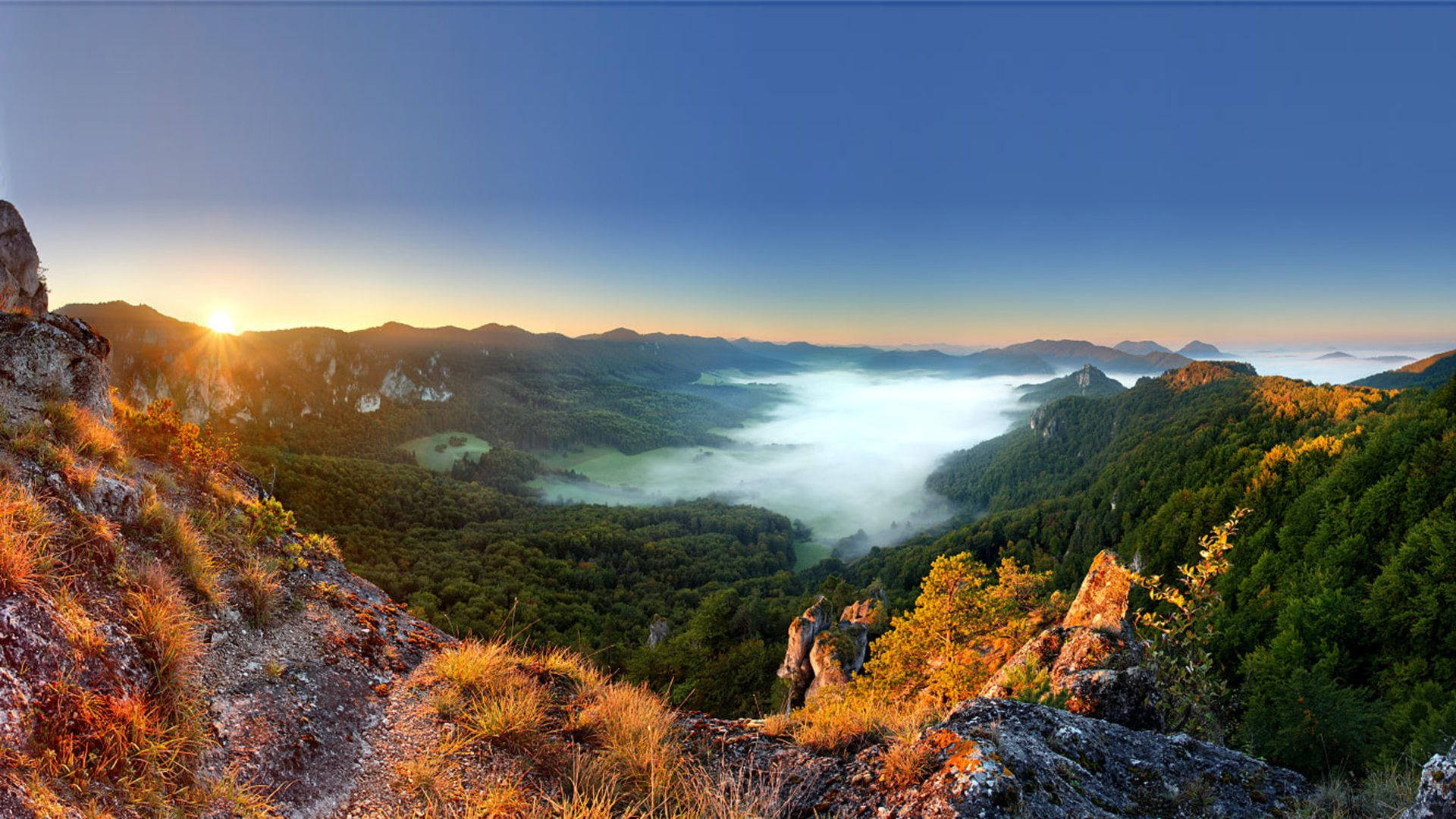 Slovakia Mountain Peak View Background