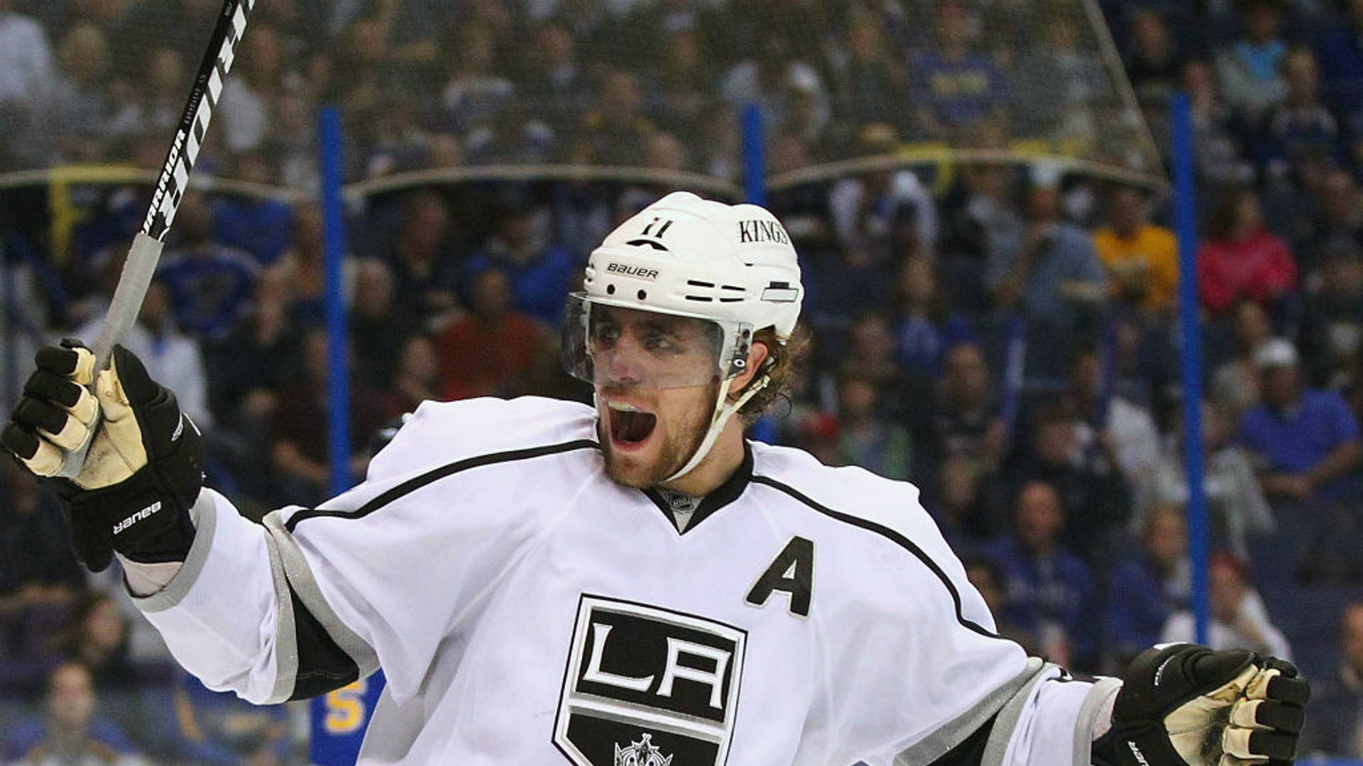 Slovenian Athlete Anze Kopitar Los Angeles Kings Center Background