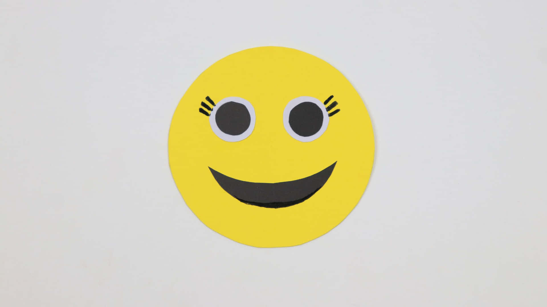 Smile Emoji Eyelashes