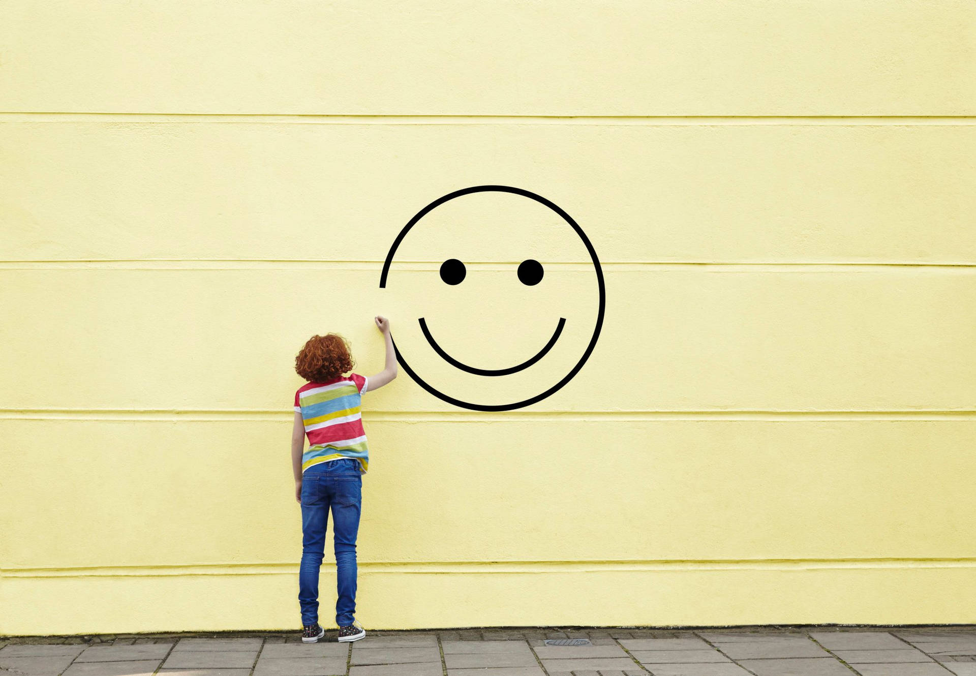 Smiley Happy Face Drawing On Wall Background