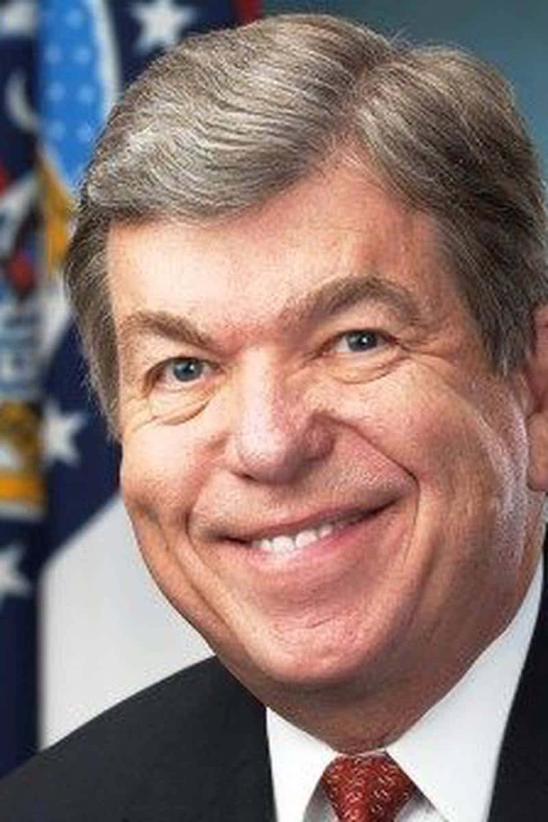 Smiling Roy Blunt Zoomed-in Background