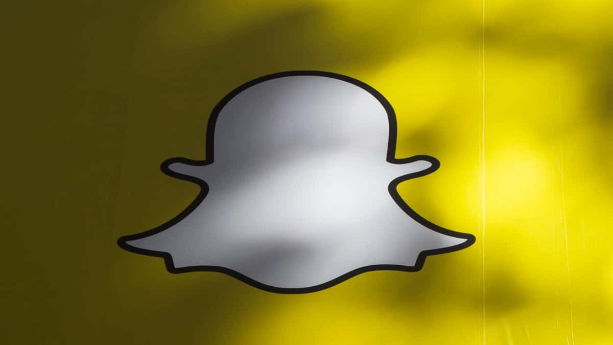 Snapchat Logo Yellow Background Background