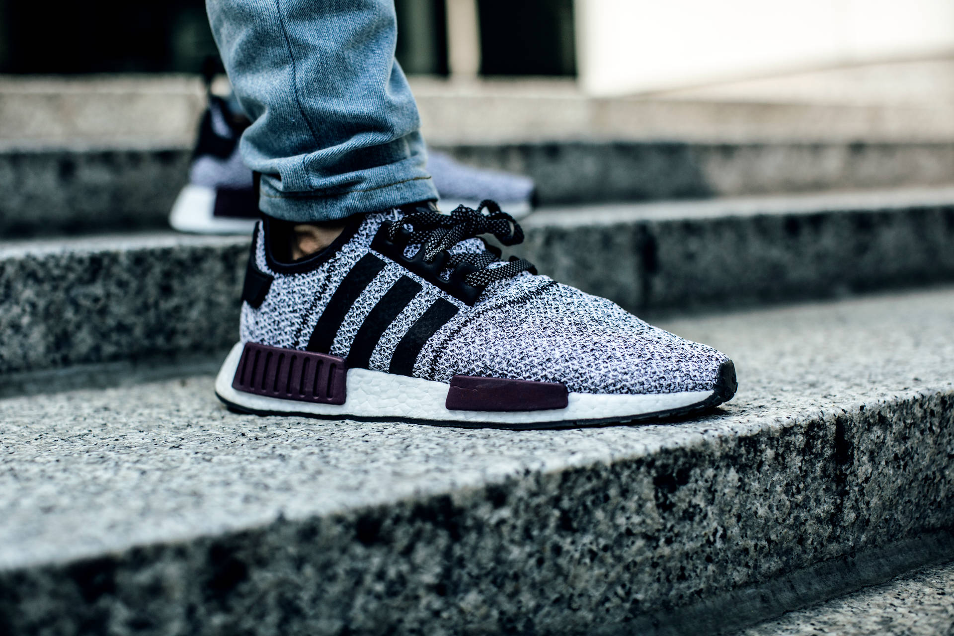 Sneaker Adidas Nmd R1 Background