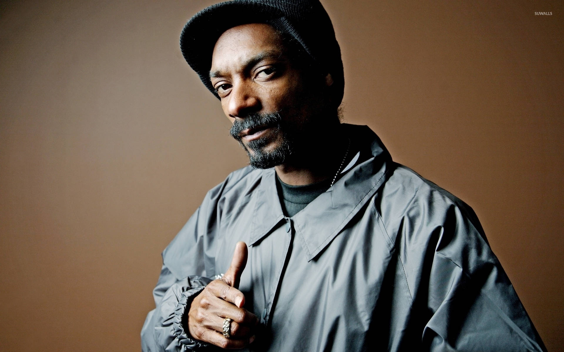 Snoop Dogg In Gray Shirt