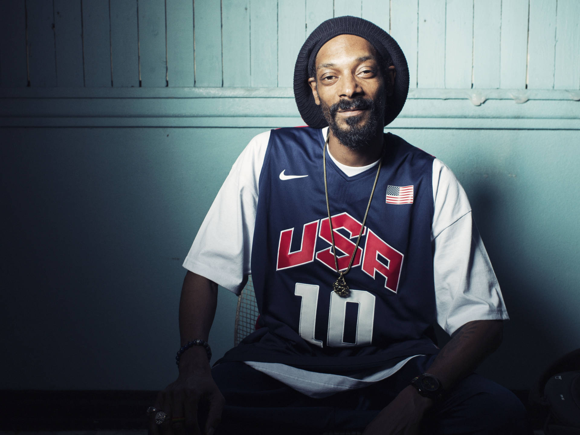 Snoop Dogg Wearing The Bryant Jersey Background
