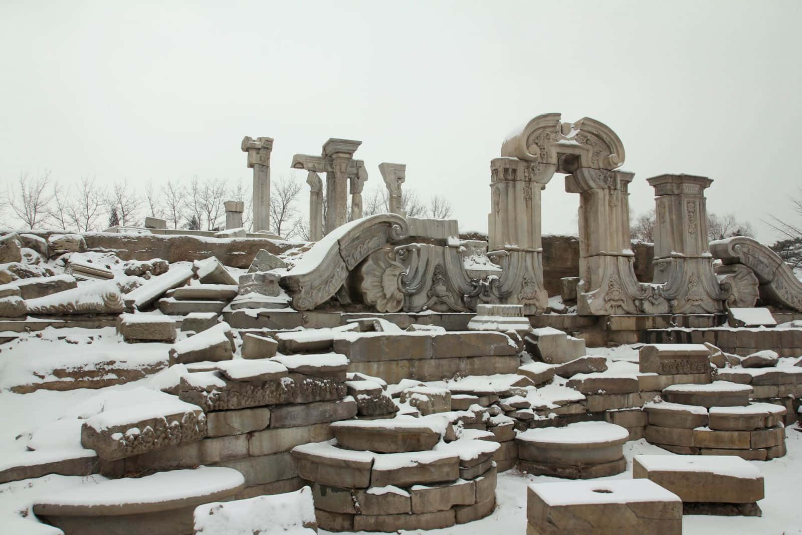 Snow-laden Summer Palace Ruins Background