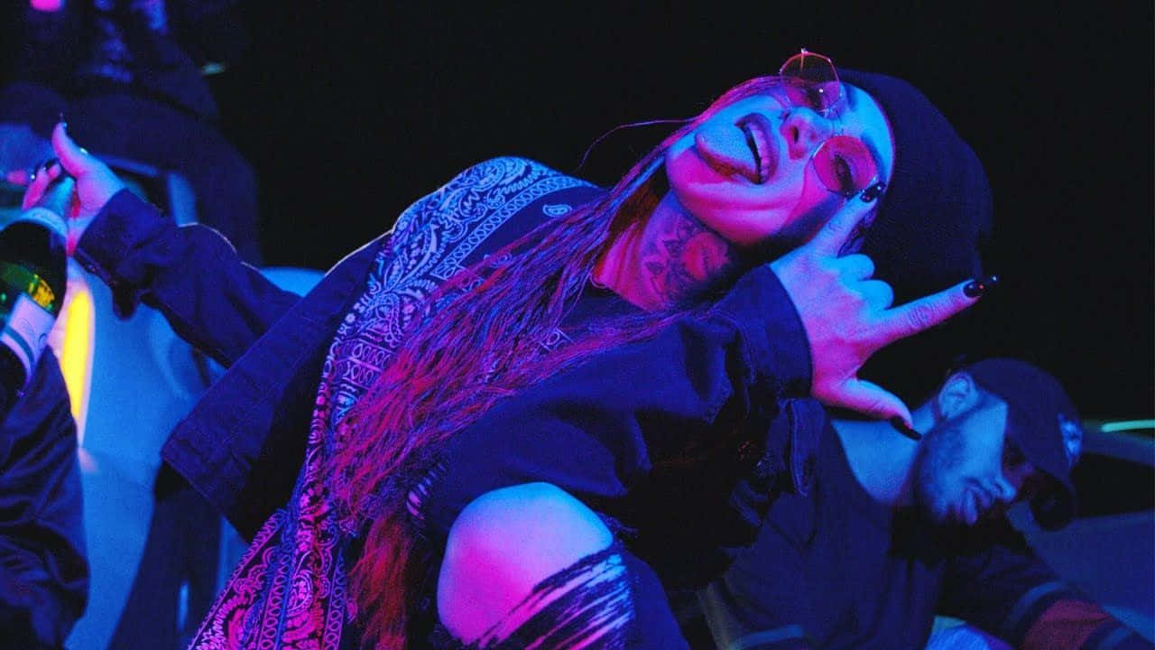 Snow Tha Product Concert Vibes Background