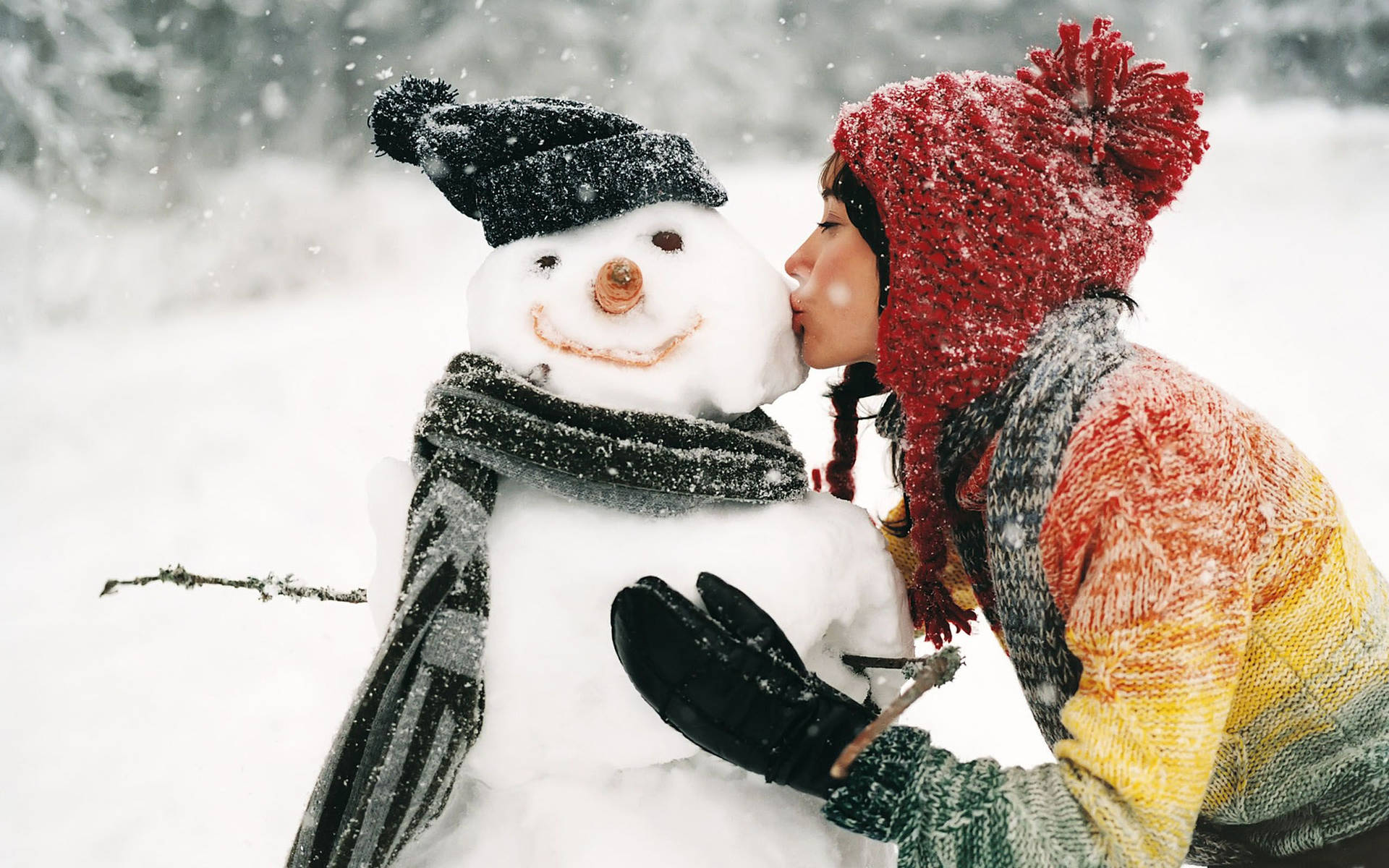 Snowman Kissing Hd Background