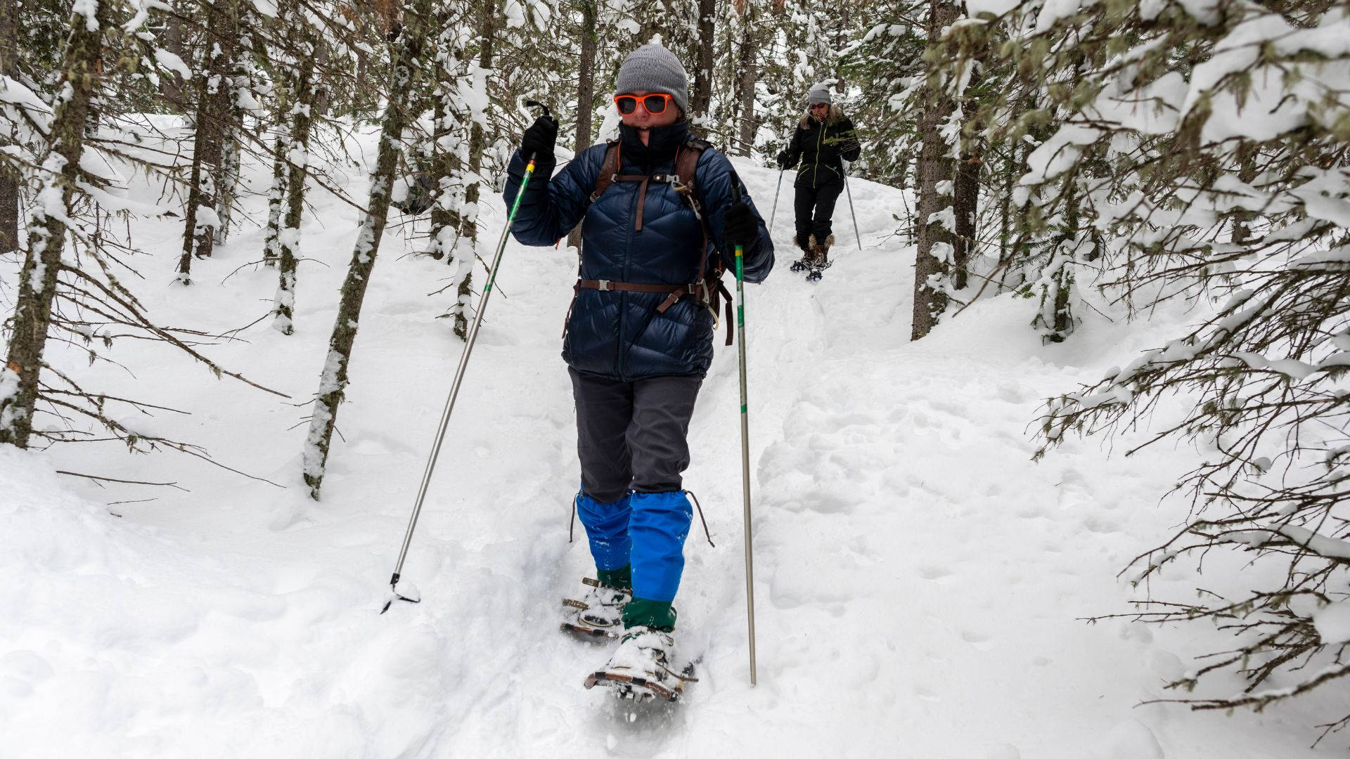 Snowshoeing Snow Mountain Background