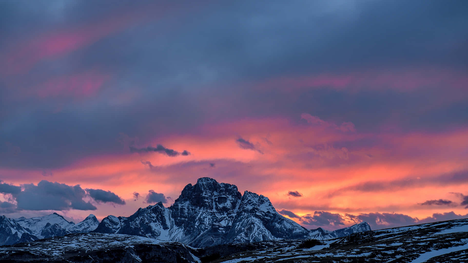 Snowy Italy Dolomites Mountains Sunset Background