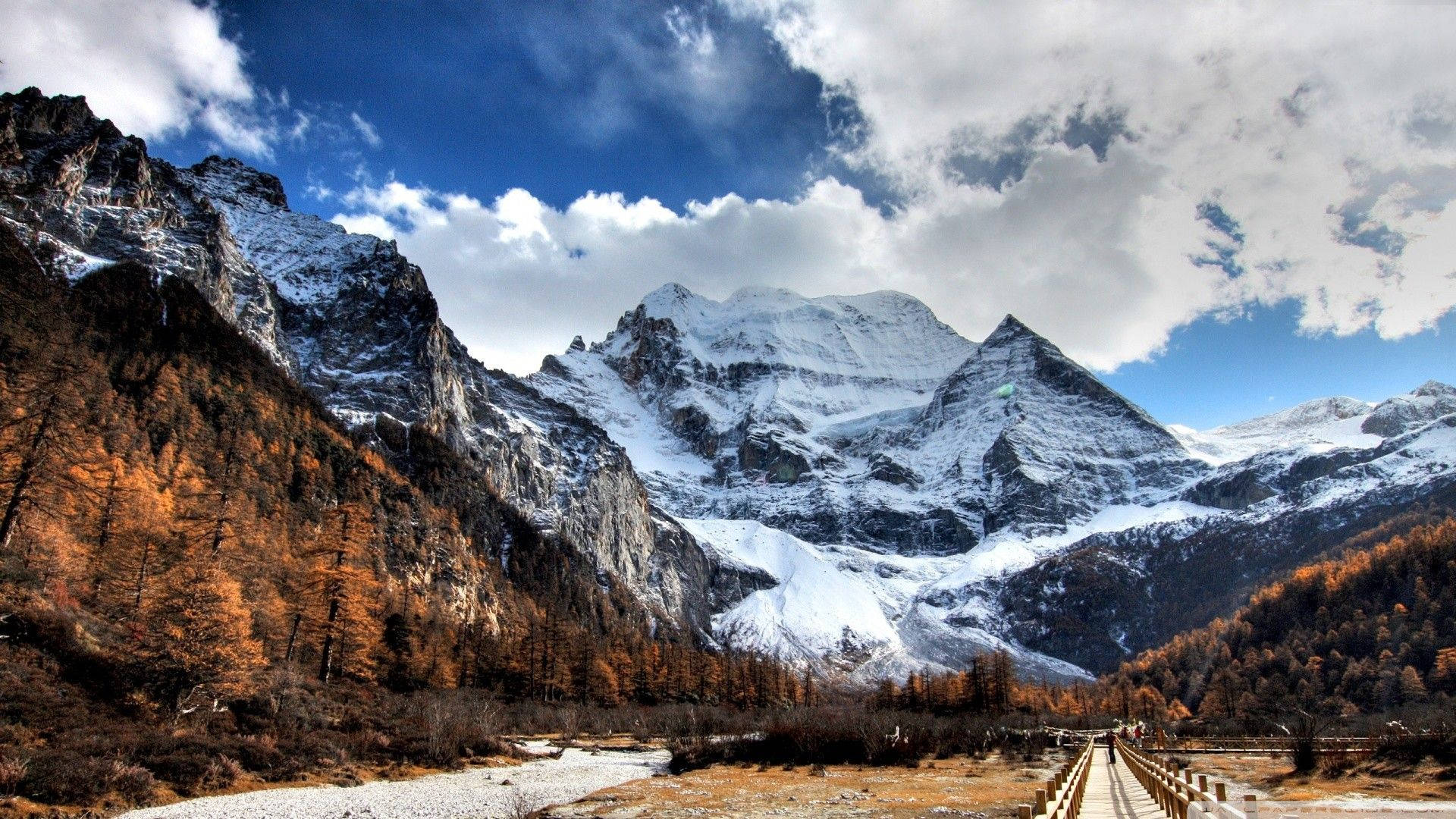 Large Mountain Background