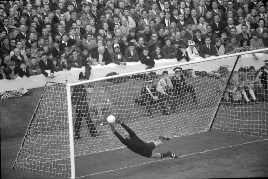Soccer Team Player Dynamo Moscow Lev Yashin Background