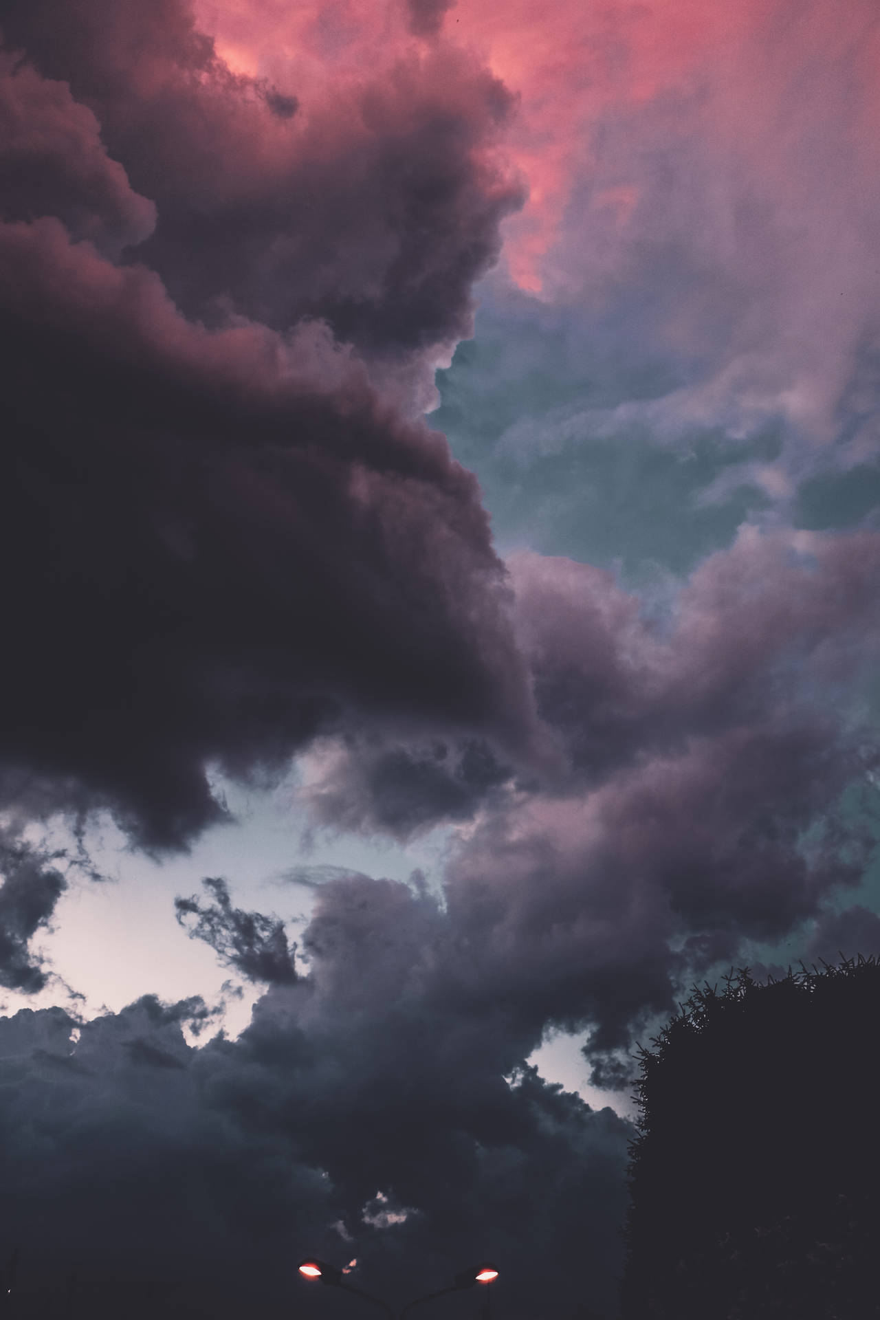 Soft Purple Night Sky With Clouds Background