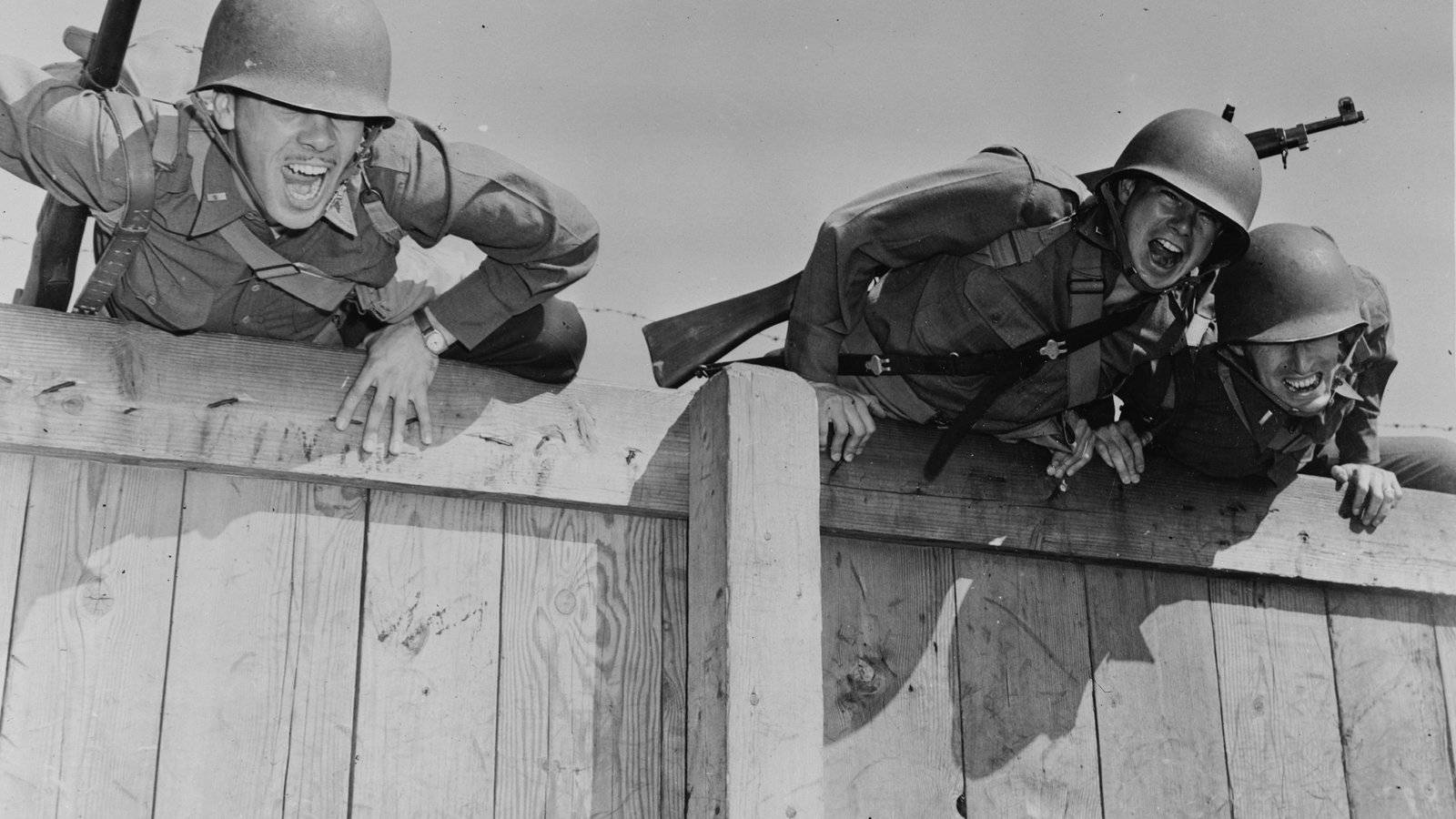 Soldier Us Army Training Black And White Background