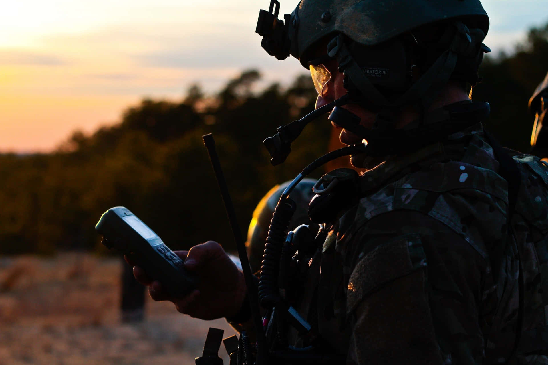 “soldiers Of The United States Army Preparing For Action” Background