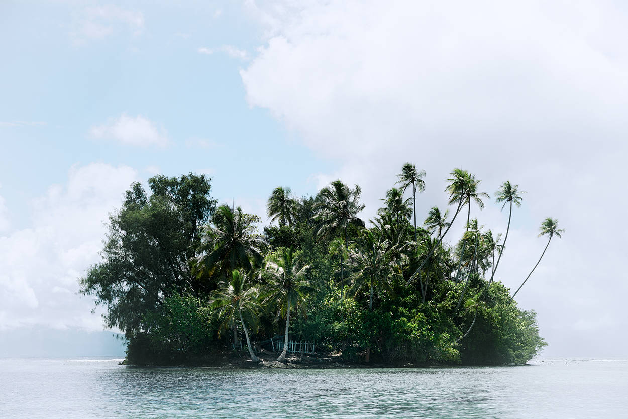 Solomon Islands Clear Sky Background