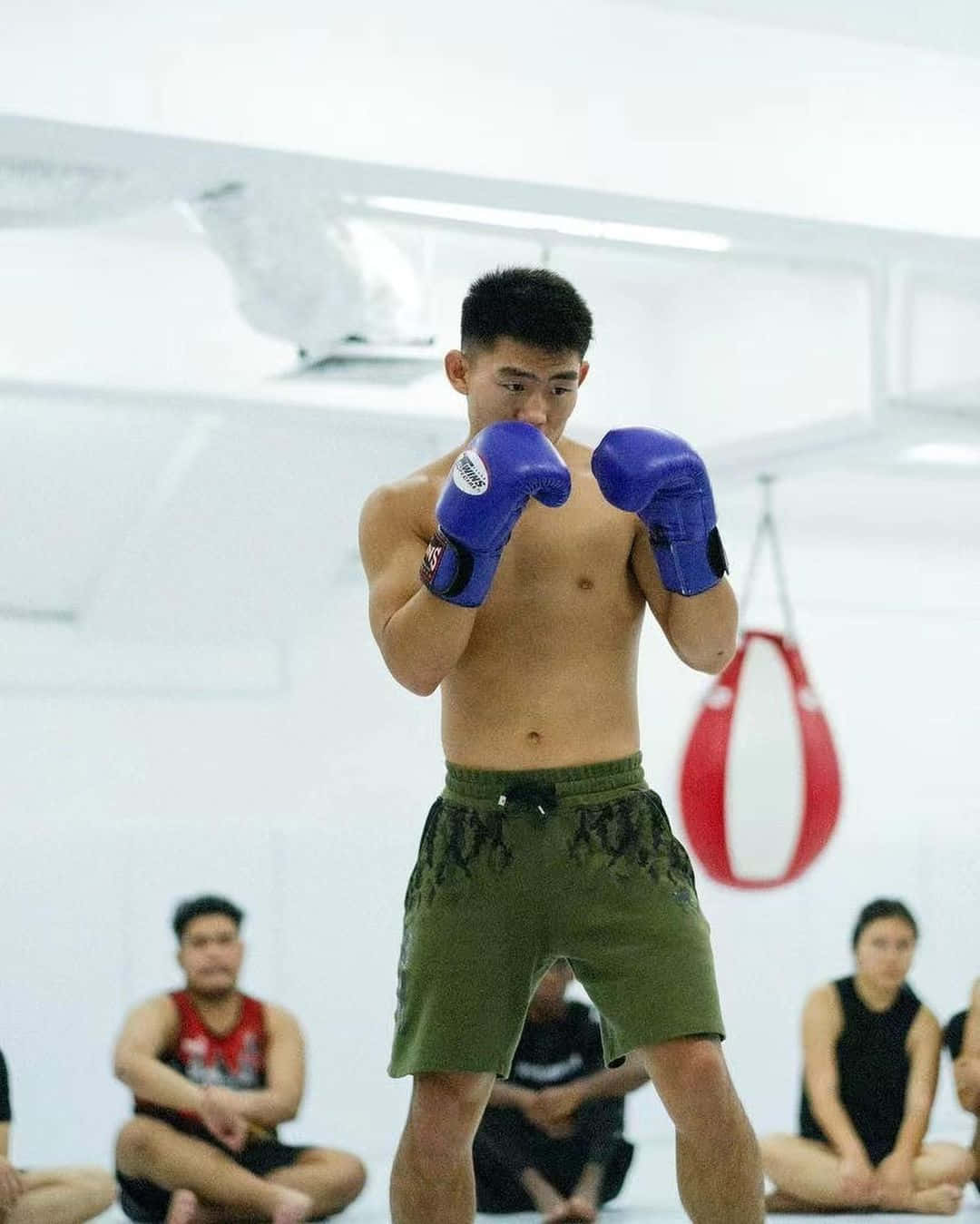 Song Yadong Boxing Training