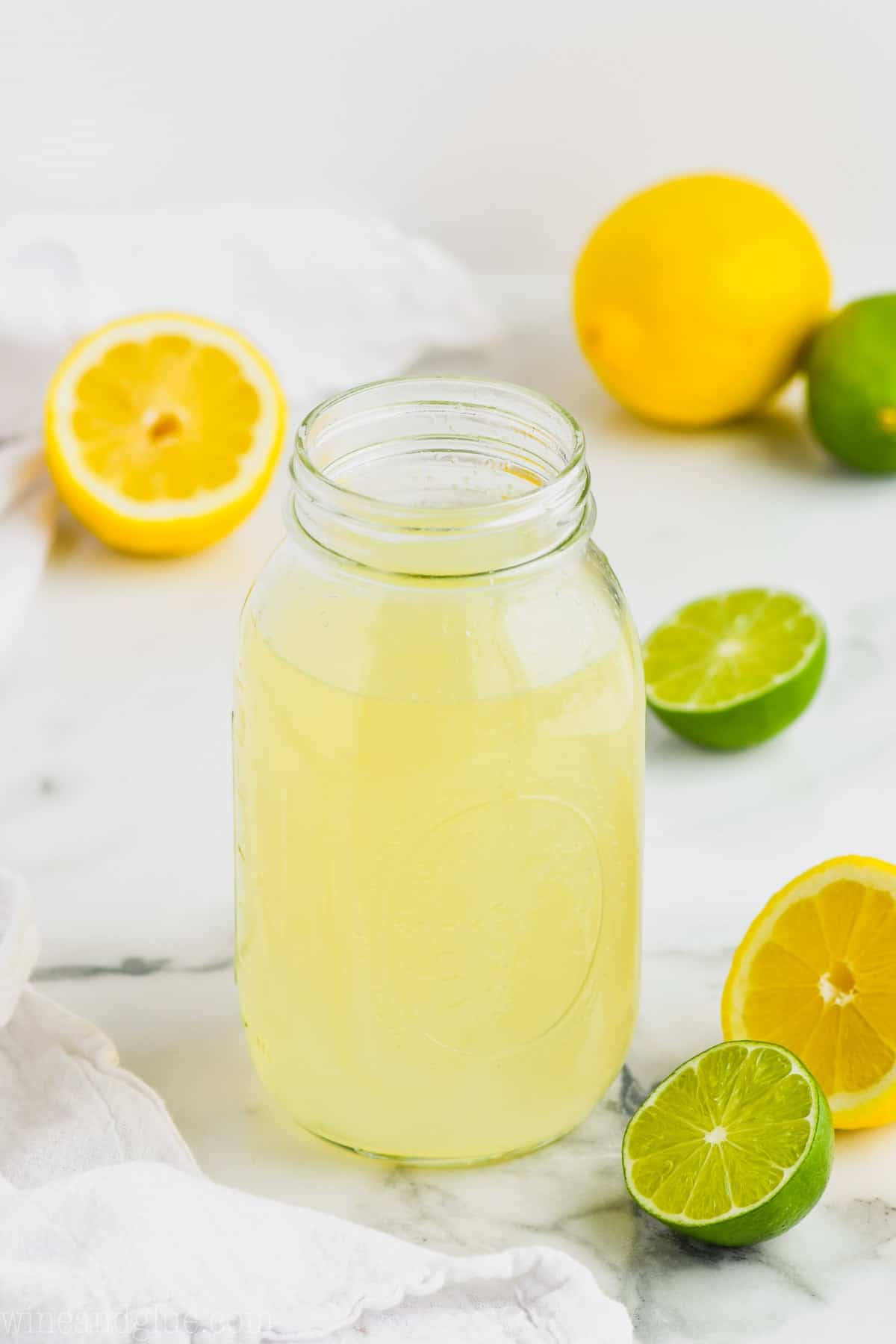 Sour Lime And Lemon Drink Background