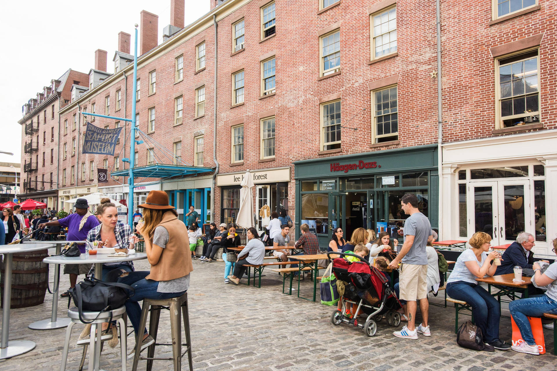 South Street Seaport Diners