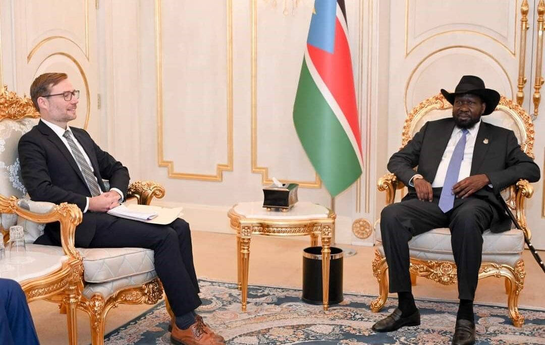 South Sudan President Meets Us Official