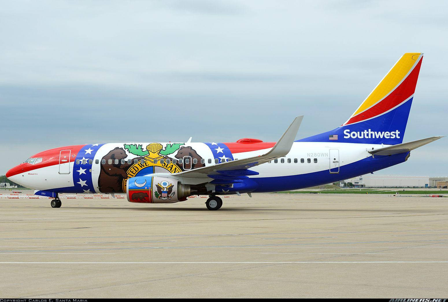 Southwest Airlines Bear Airplane Background