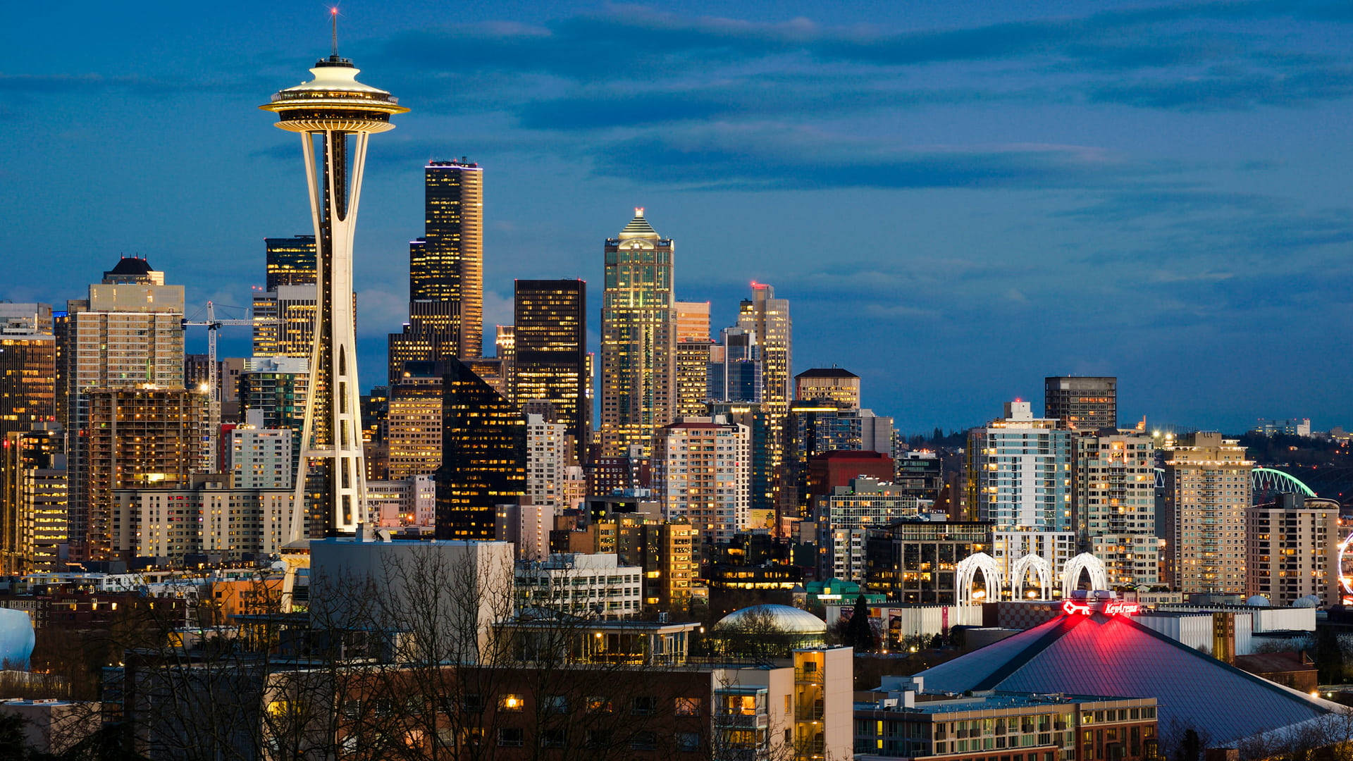 Space Needle Glowing Keyarena Roof