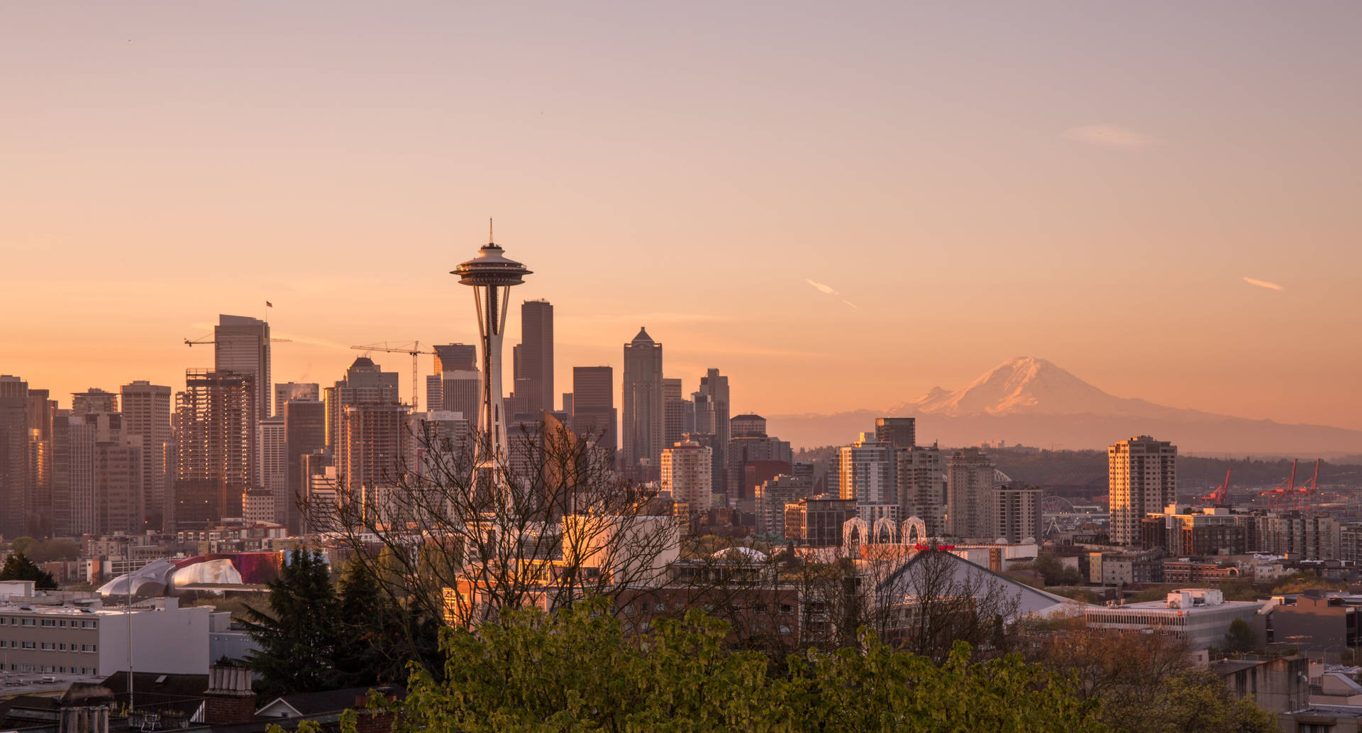 Space Needle Sunset Mount Rainier Background