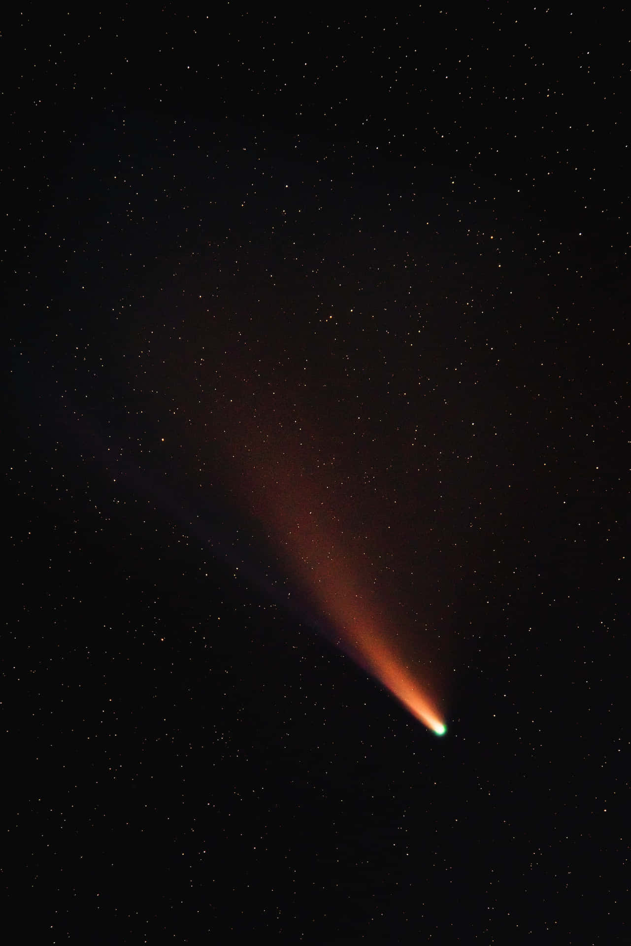 Spectacular Comet Lighting Up The Night Sky Background