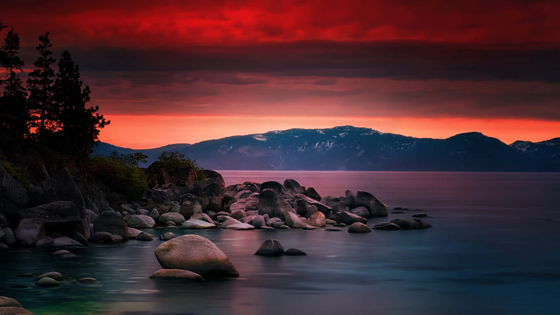Spectacular View Of Lake Tahoe In 4k Resolution Background
