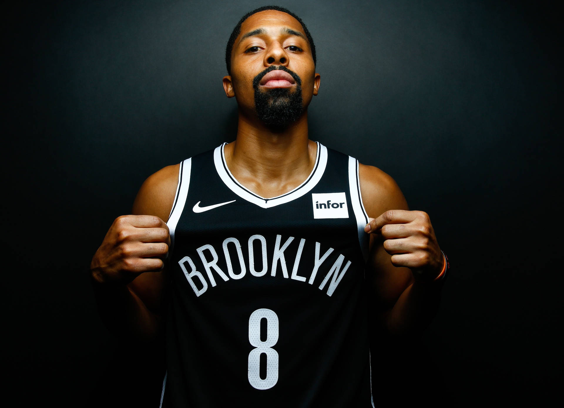 Spencer Dinwiddie Brooklyn Jersey Background