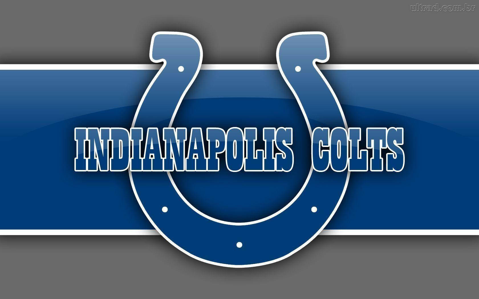 Spirited Indianapolis Colts Players In Action Background