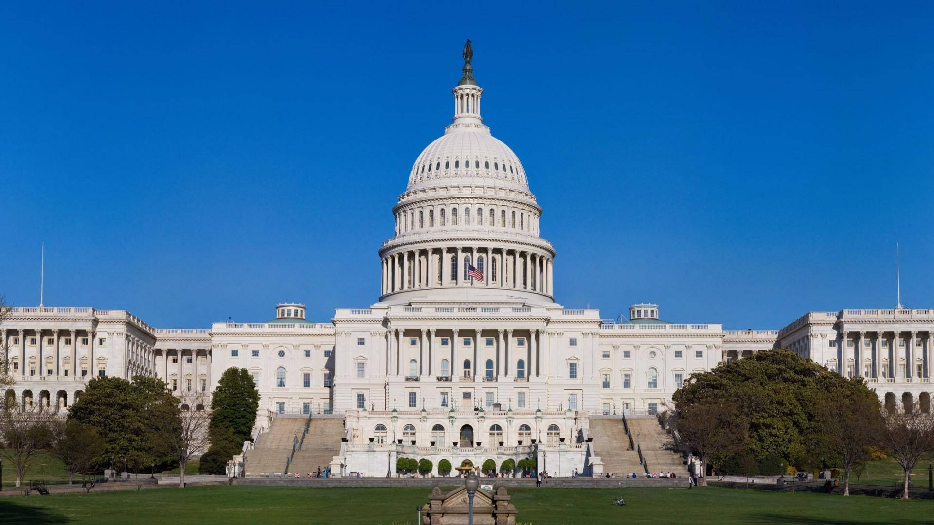 Splendid Wide-angle Shot Of The United States Capitol