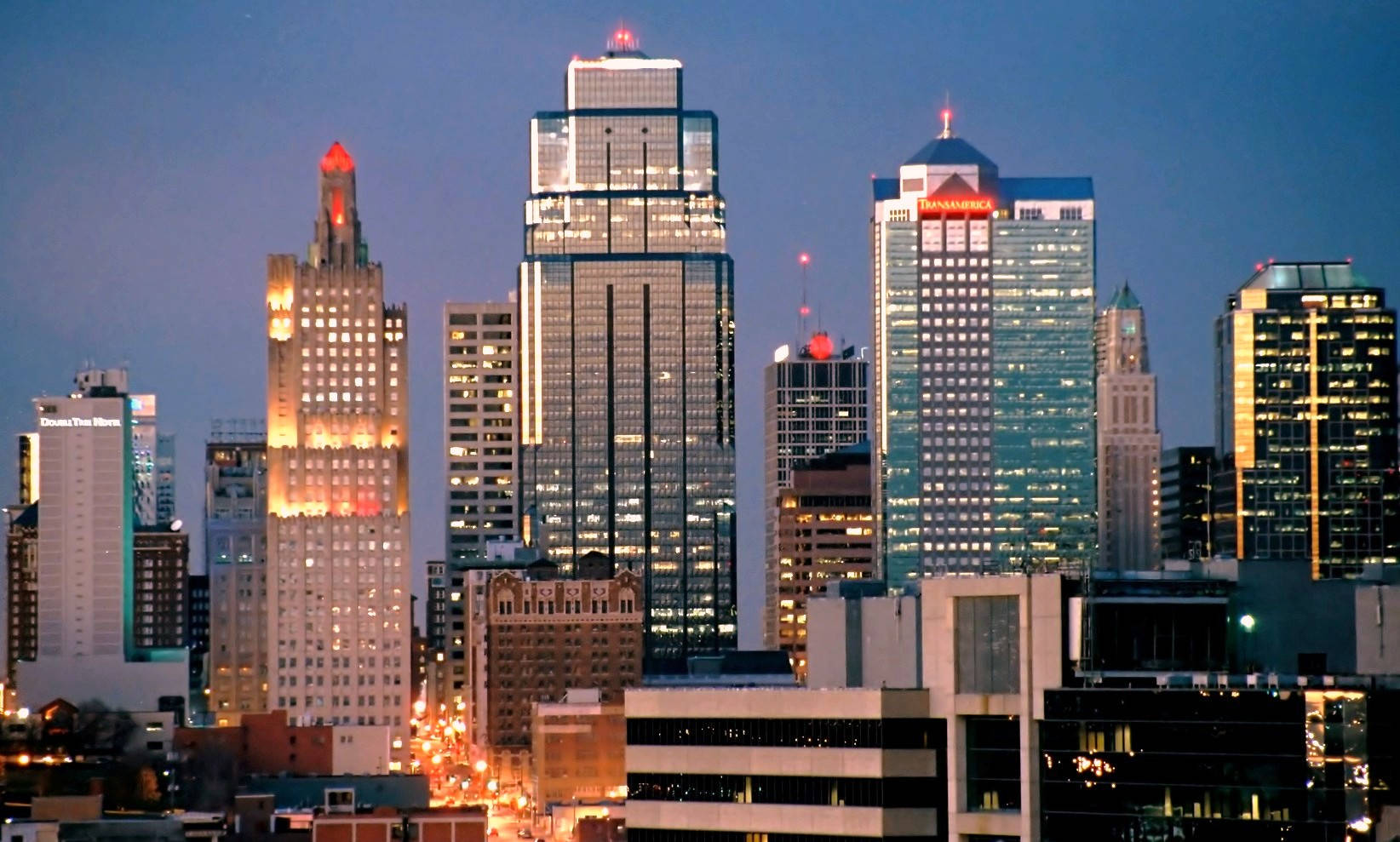 Splendor Of Missouri's Buildings Background