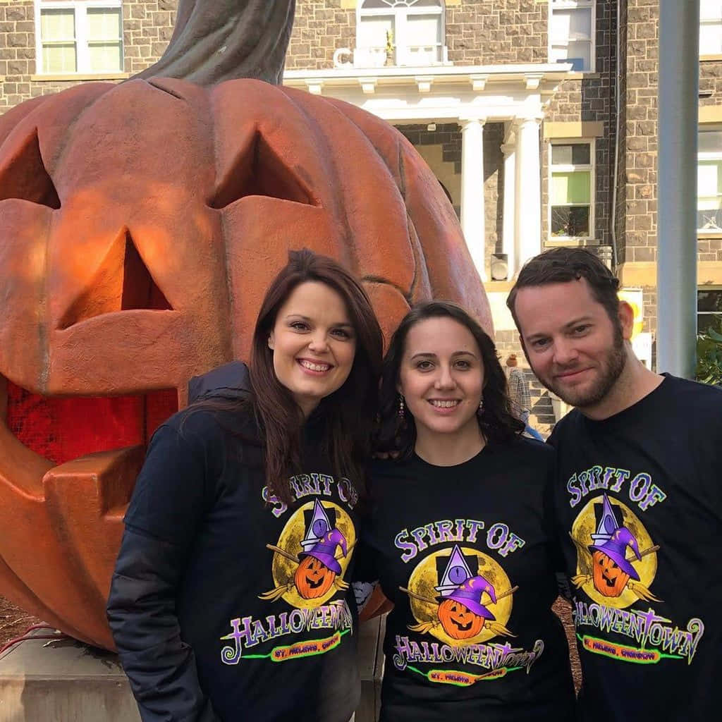 Spooky Halloweentown Full Moon Night Scene Background