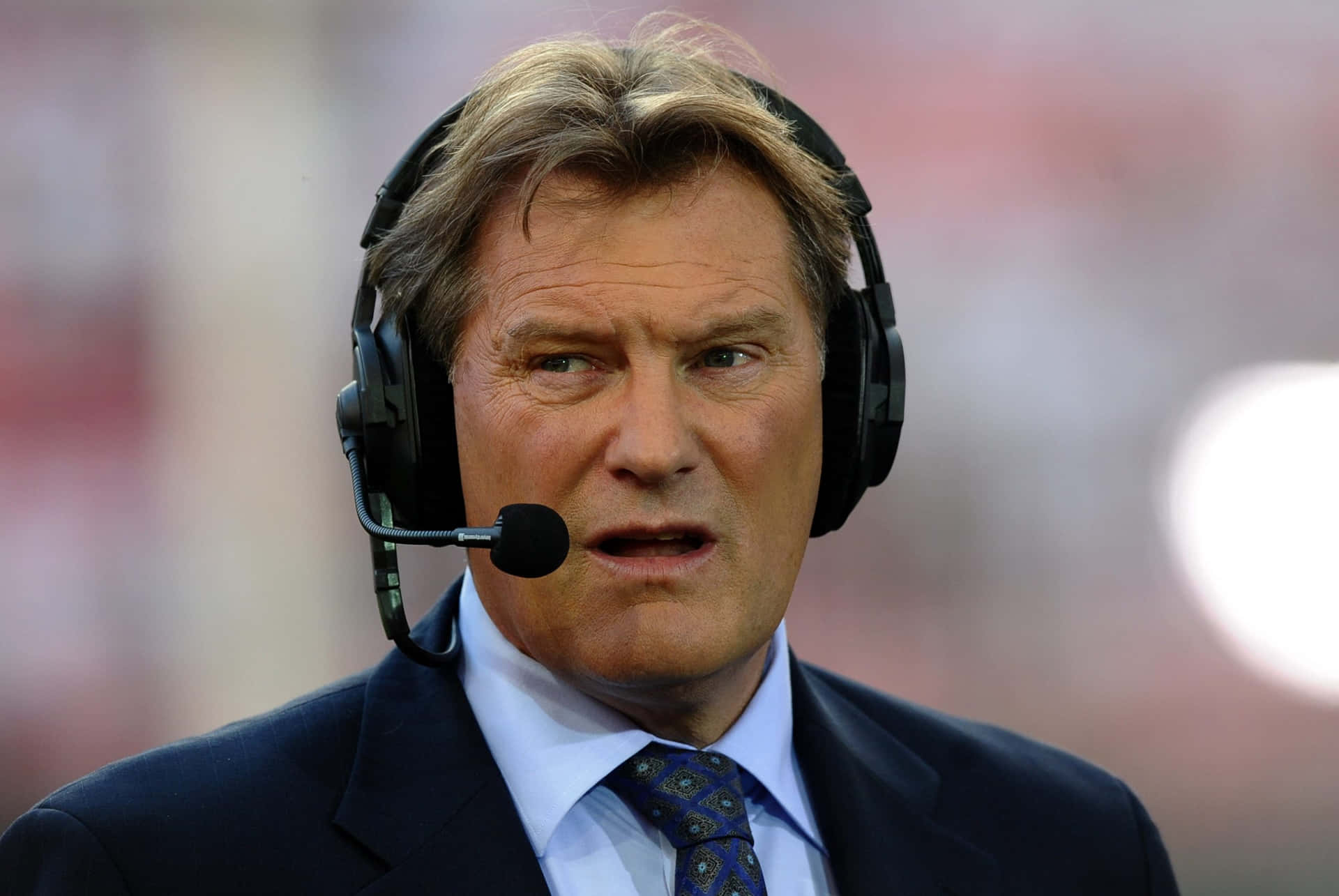 Sports Commentator Football Glenn Hoddle
