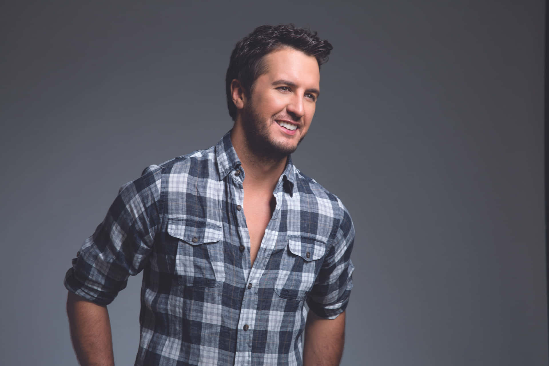 Spotlight On Country Star - Luke Bryan Background
