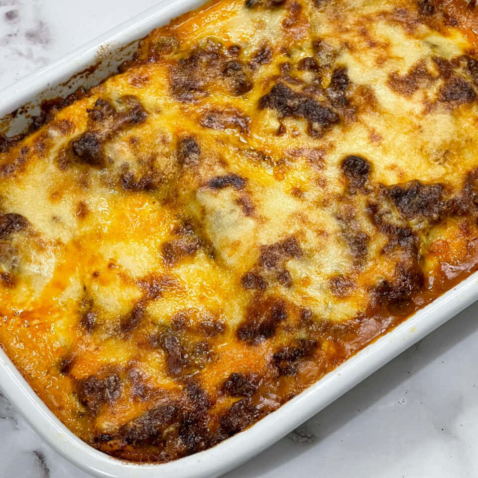 Square Aspect Ratio Lasagna Alla Bolognese Background