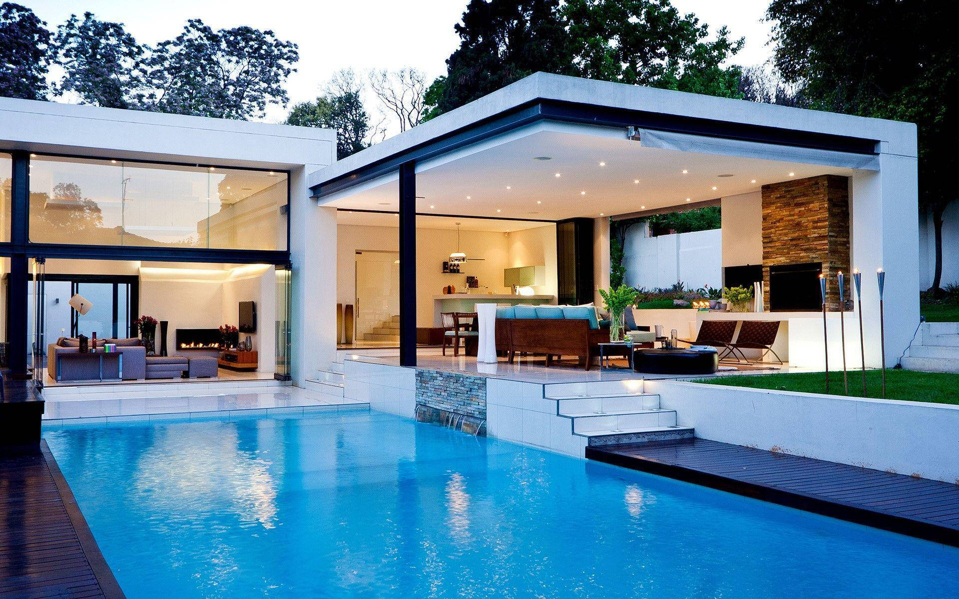 Square-type Pool House Background