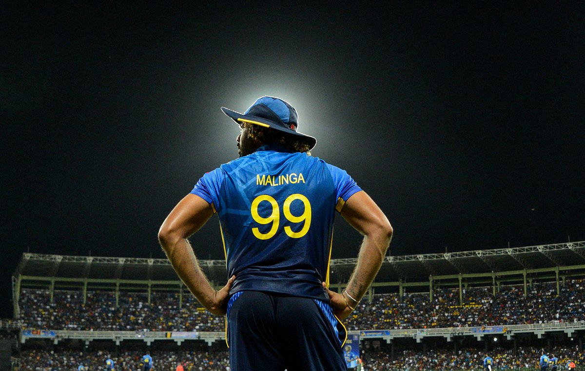 Sri Lanka Cricket Malinga Back Pose Background