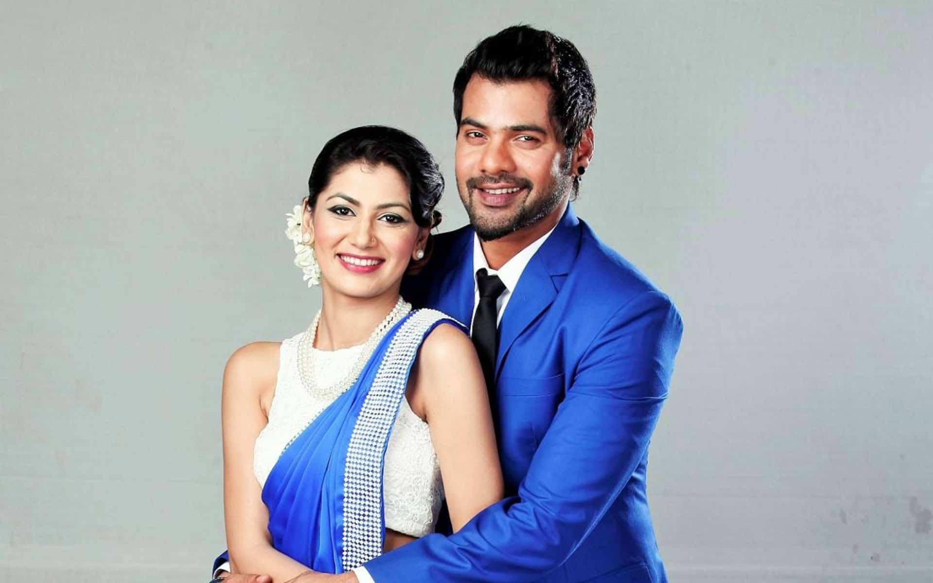 Sriti Jha And Shabir Ahluwalia From Zee Tv's Popular Show Background