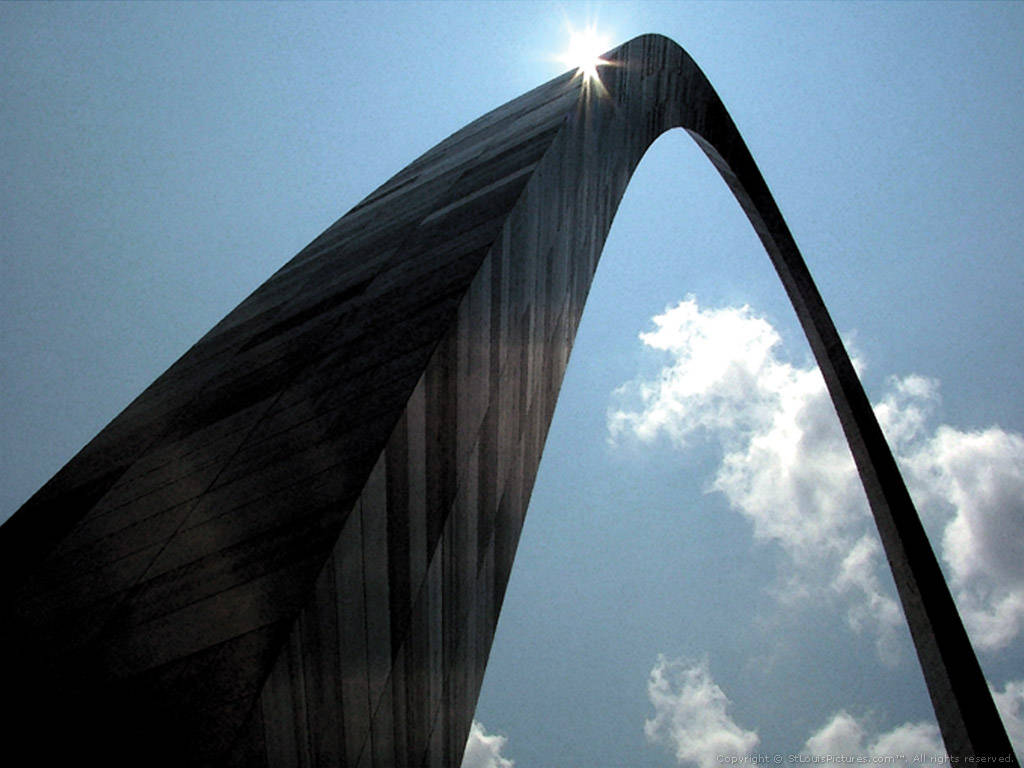 St. Louis Arch Blue Sky Background