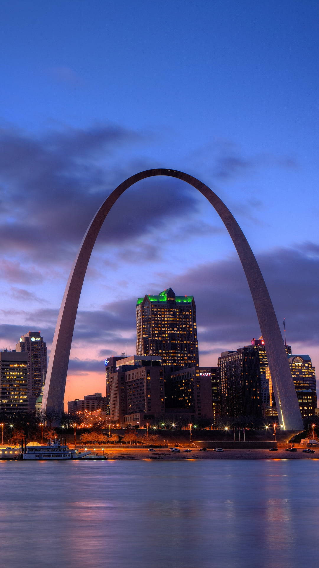 St. Louis Arch Buildings View Background