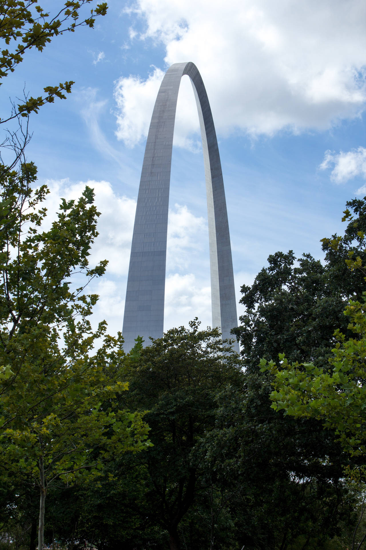 St. Louis Arch Green Trees