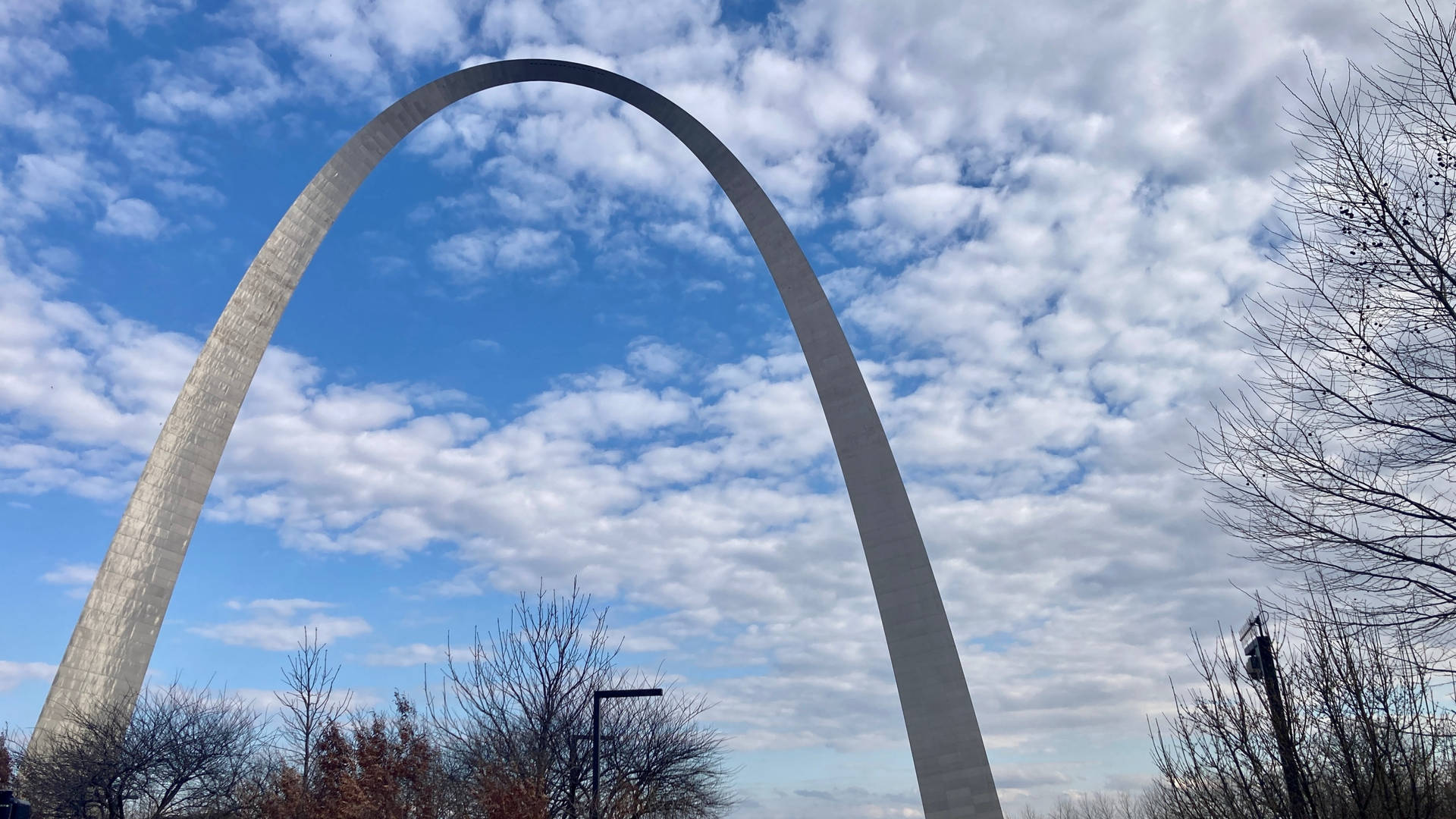 St. Louis Arch White Clouds Background