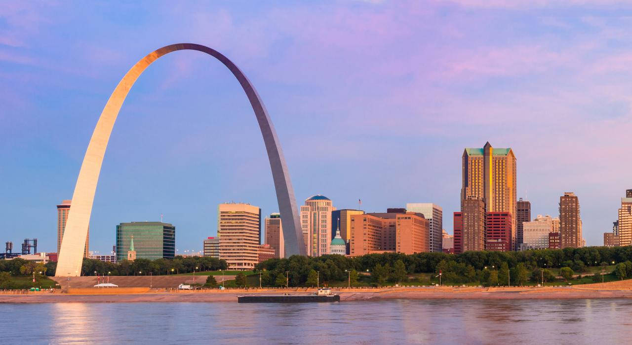 St Louis Pink Sky Background