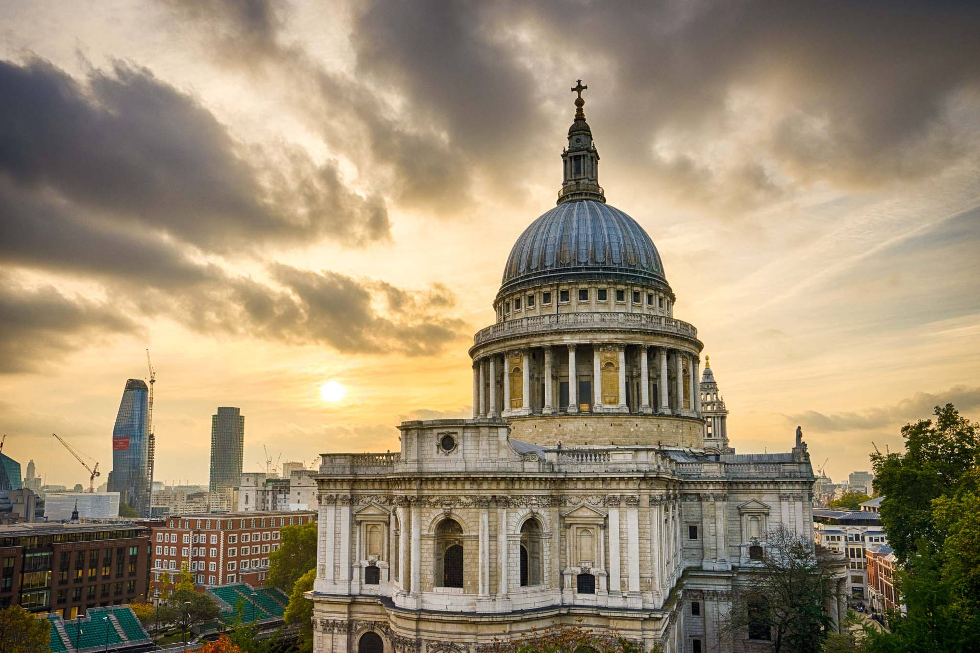 St Paul Cathedral Yellow Skies Background