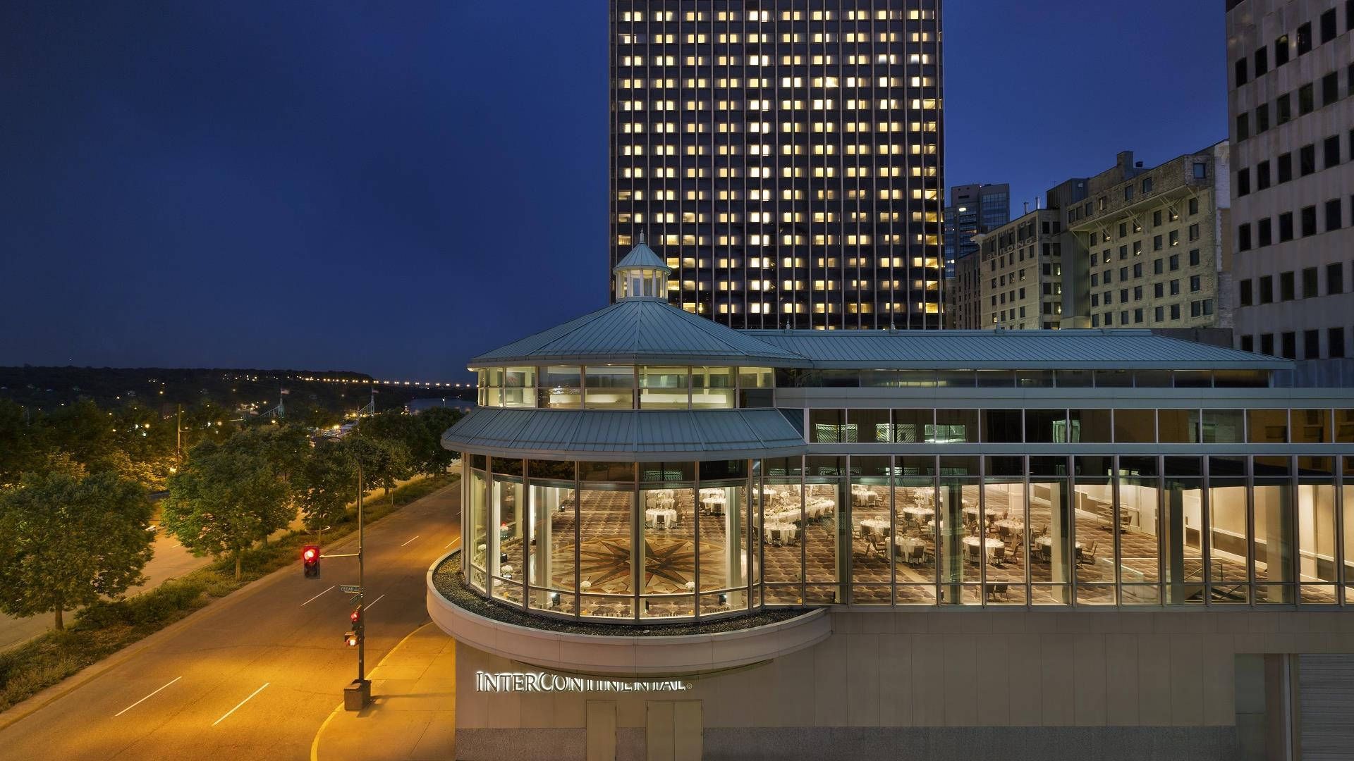 St Paul Intercontinental Hotel Evening Background